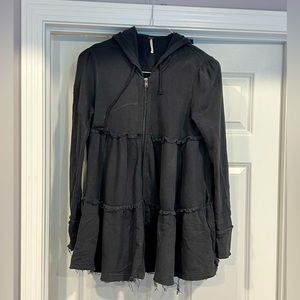 We The Free sweatshirt. Zip up. Size XS but fits like a large. Very loose.